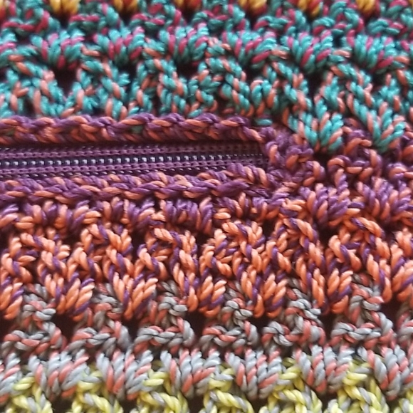 SAK Multi Colored Purse - Picture 3 of 3